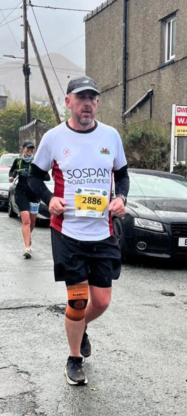 Mark running at Snowdon Marathon
